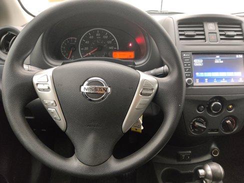 Used 2019 Nissan Versa S Plus image 22