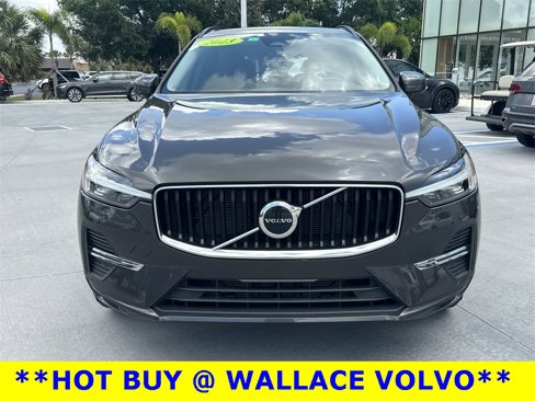 Used 2023 Volvo XC60 B5 Core image 3