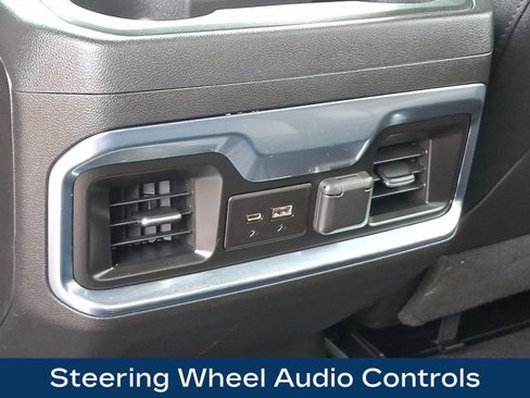 Used 2022 GMC Sierra 2500 AT4 w/ AT4 Premium Plus Package image 14