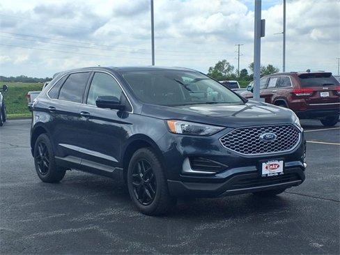 Used 2024 Ford Edge SEL image 30