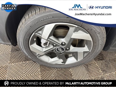 Certified 2024 Hyundai Venue SEL image 33