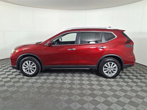 Used 2018 Nissan Rogue SV w/ Premium Package image 7