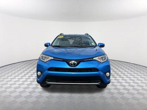 Used 2017 Toyota RAV4 XLE image 2
