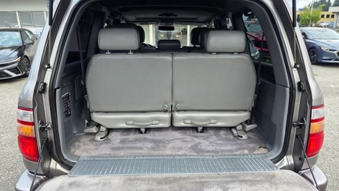 Used 2001 Toyota Land Cruiser image 27