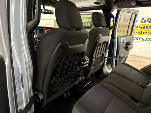 Used 2020 Jeep Gladiator Rubicon image 33