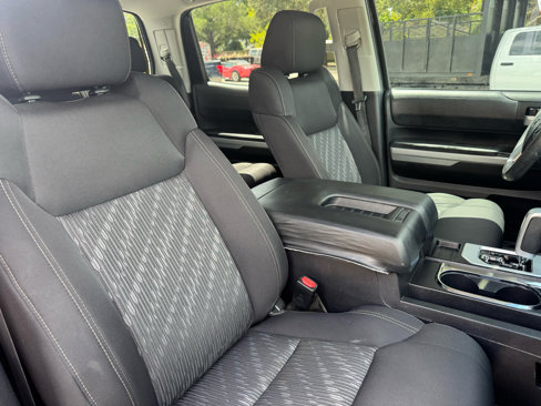 Used 2021 Toyota Tundra SR5 w/ Trail Edition image 16