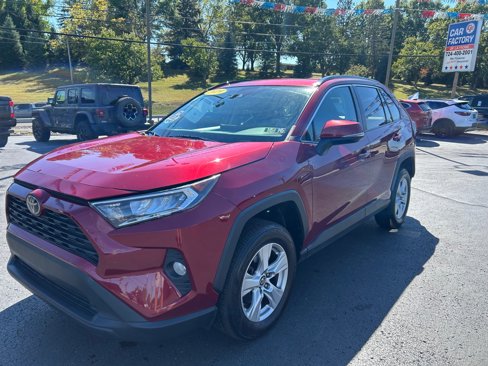 Used 2019 Toyota RAV4 XLE image 1