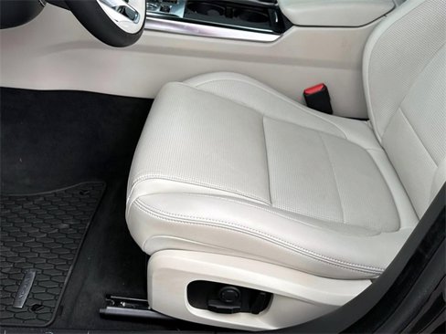 New 2024 Jaguar XF R-Dynamic SE image 17