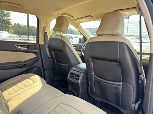 Used 2022 Ford Edge SEL w/ Convenience Package image 18