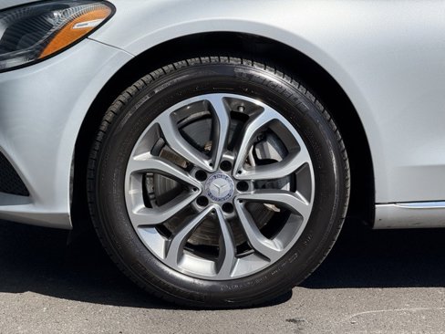 Used 2016 Mercedes-Benz C 300 4MATIC Sedan image 11