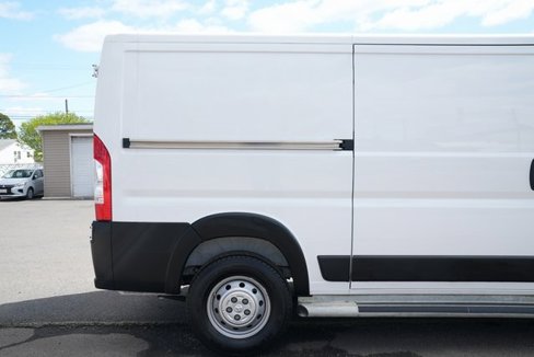 Used 2023 RAM ProMaster 2500 image 12