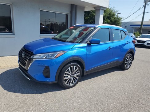 Used 2023 Nissan Kicks SV image 11