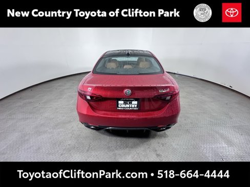 Used 2019 Alfa Romeo Giulia Ti Sport w/ Quick Order Package 22S Sport image 4