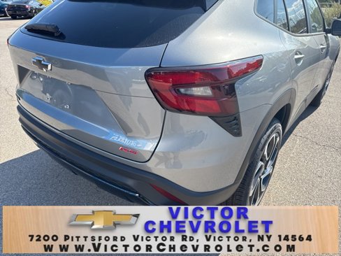 New 2025 Chevrolet Trax LT image 6