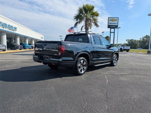 Used 2017 Honda Ridgeline RTL-E image 3