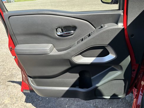 Used 2022 Nissan Frontier SV image 31