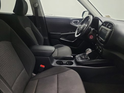Used 2020 Kia Soul S image 21