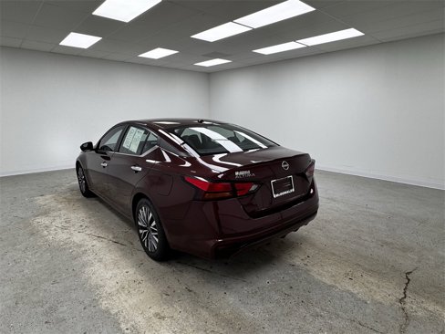 Used 2023 Nissan Altima 2.5 SV image 7