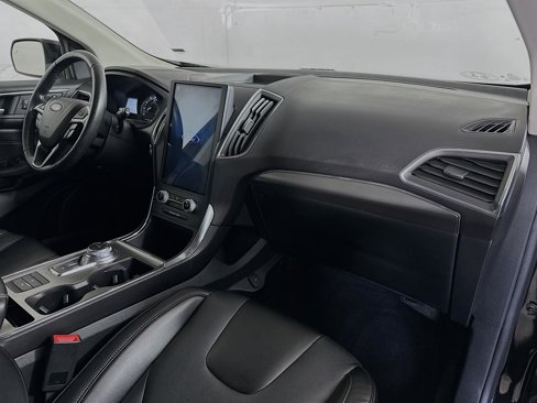 Used 2022 Ford Edge Titanium image 26