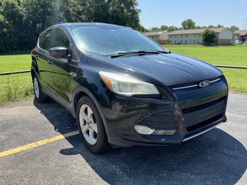Used 2014 Ford Escape SE image 1