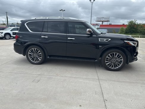 Used 2019 INFINITI QX80 Luxe w/ 22" Wheel Package image 3