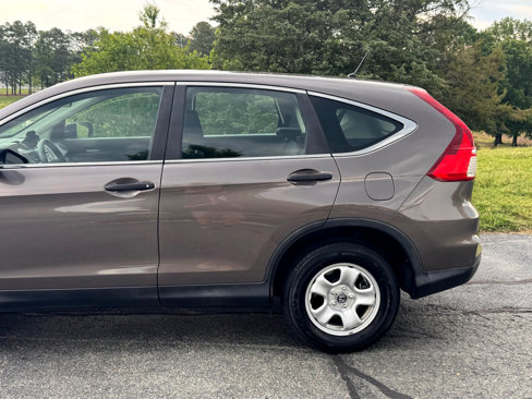 Used 2015 Honda CR-V LX image 7