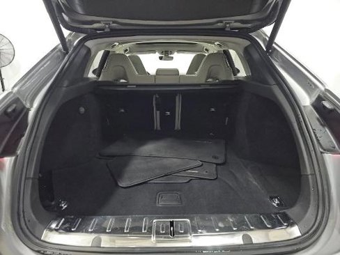 Used 2018 Porsche Panamera 4 w/ Premium Package image 9