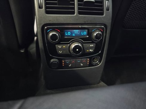Used 2018 Jaguar F-PACE R-Sport image 23