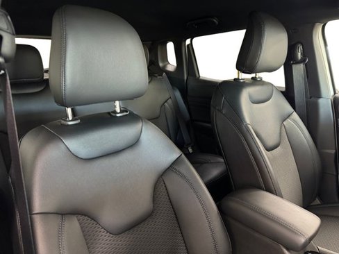 New 2026 Jeep Compass Latitude image 7