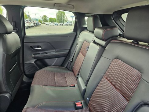 New 2025 Nissan Kicks SR w/ SR Premium Package image 22