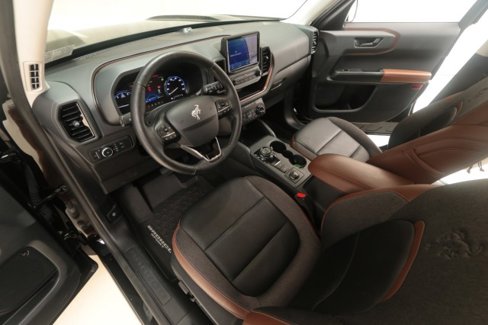 Used 2021 Ford Bronco Sport Outer Banks w/ Outer Banks Package (96D) image 37