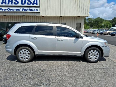 Used 2014 Dodge Journey SE image 22