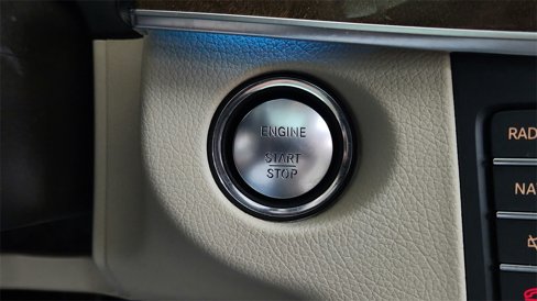 Used 2016 Mercedes-Benz E 350 Sedan image 21
