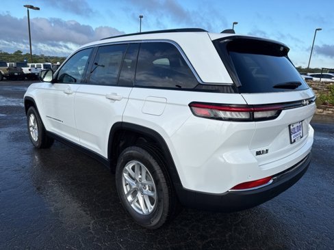 New 2025 Jeep Grand Cherokee Laredo X w/ Luxury Tech Group I image 3