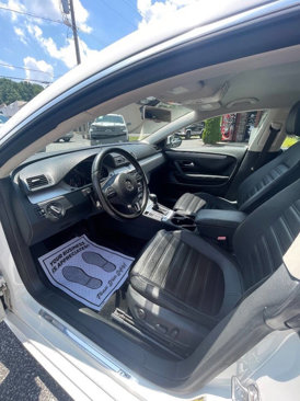 Used 2014 Volkswagen CC R-Line image 11