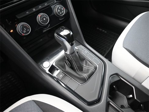 New 2025 Volkswagen Taos S image 33