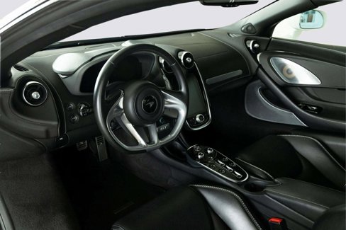 Used 2020 McLaren GT image 14