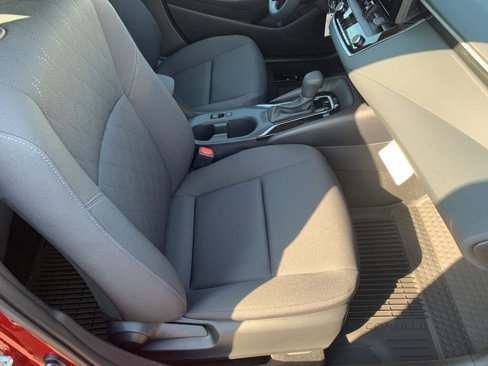 New 2025 Toyota Corolla LE image 17