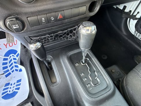 Used 2014 Jeep Wrangler Unlimited Sport w/ Connectivity Group image 19