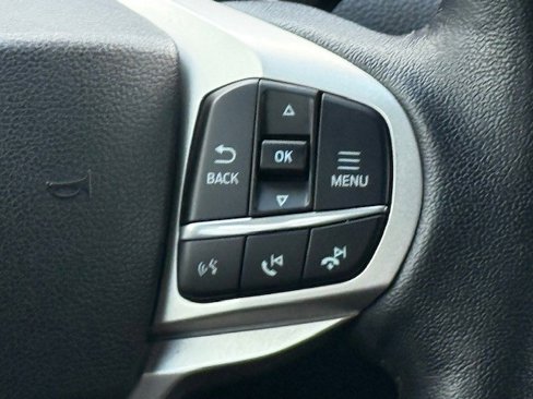 Used 2022 Ford Explorer XLT w/ Equipment Group 202A image 30