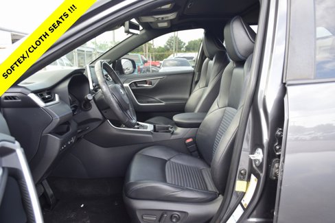 Used 2019 Toyota RAV4 XSE image 3