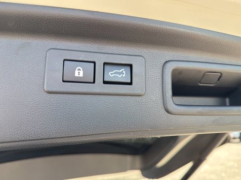 Used 2019 Subaru Forester Limited image 14