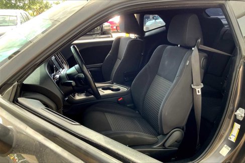 Used 2020 Dodge Challenger SXT image 7
