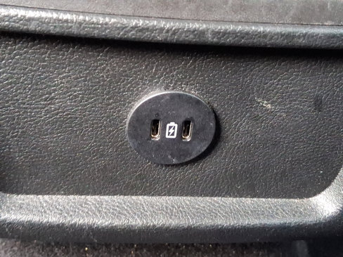 Used 2023 Ford Edge SEL image 11
