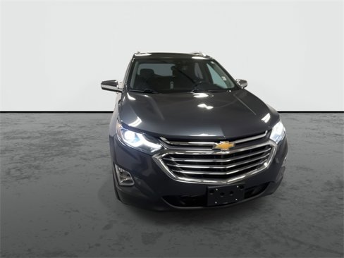 Used 2018 Chevrolet Equinox Premier image 3