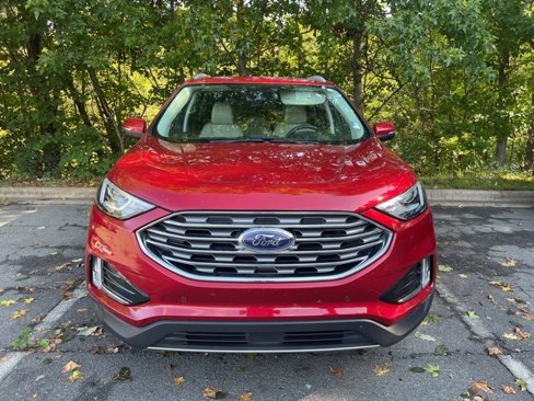 Used 2020 Ford Edge Titanium image 2