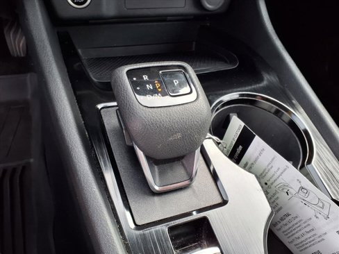 Used 2023 Nissan Rogue SV image 11