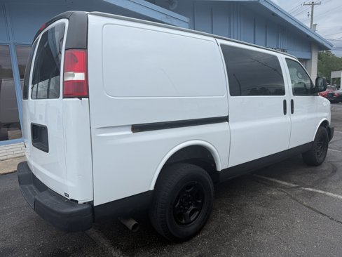 Used 2008 Chevrolet Express 1500 image 5