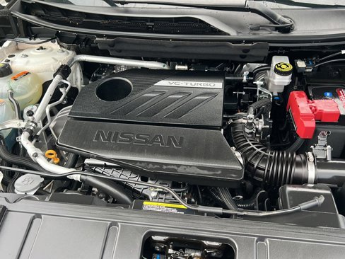 Used 2023 Nissan Rogue SV image 35