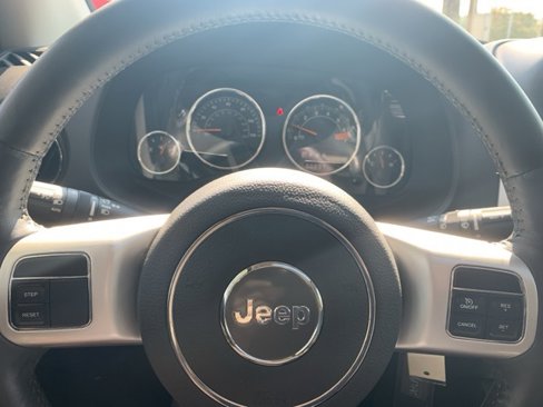 Used 2016 Jeep Compass High Altitude image 15